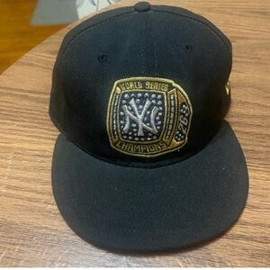 Navy & Gold New York Yankees WS fitted: size 7 1/2
